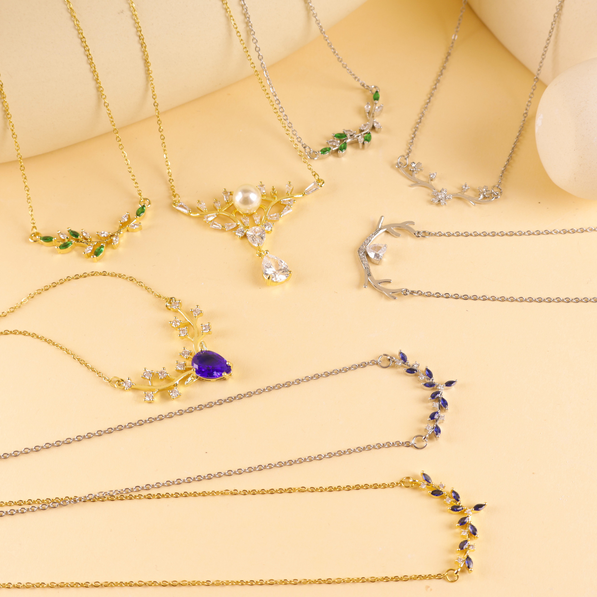 Titanium Steel Chain Material cable chain Chain Type Titanium Steel Copper Cable Chain Antlers Pendant Necklace