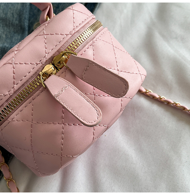 169g Weight Zipper Closure Type Single Shoulder Strap Strap Type Shoulder Bag Bags Type Casual Occasion Pu Leather Material Solid Color Pattern All Seasons Season Women's Gender Streetwear Style Square Shape Women's Pu Leather Solid Color Streetwear Square Zipper Shoulder Bag 37