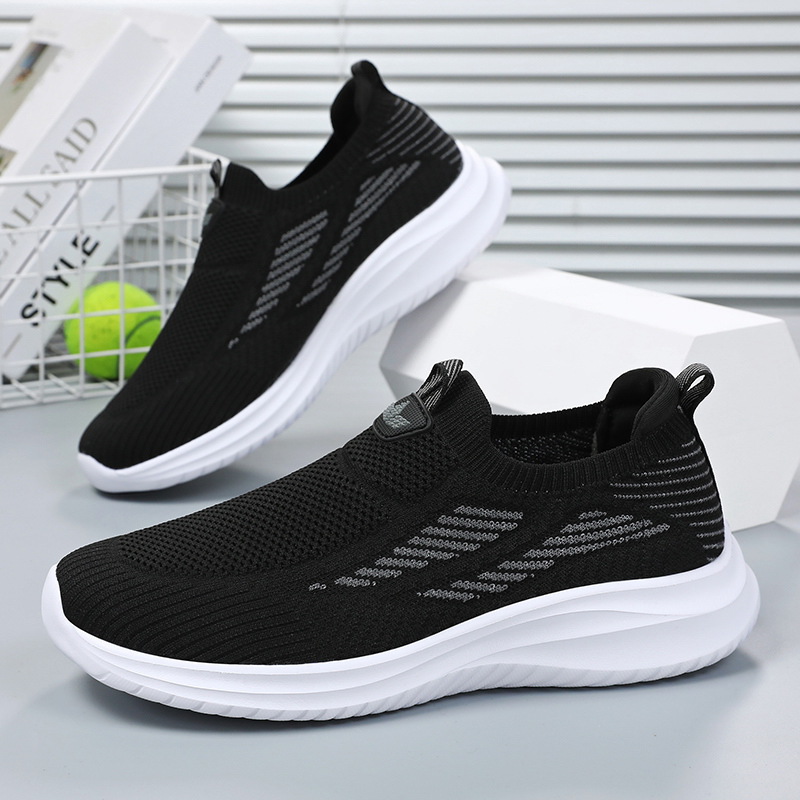 Primavera nuevos zapatos para hombres y mujeres parejas de edad media y vieja zapatos para caminar zapatos de tela suave zapatos de malla transpirable image 8