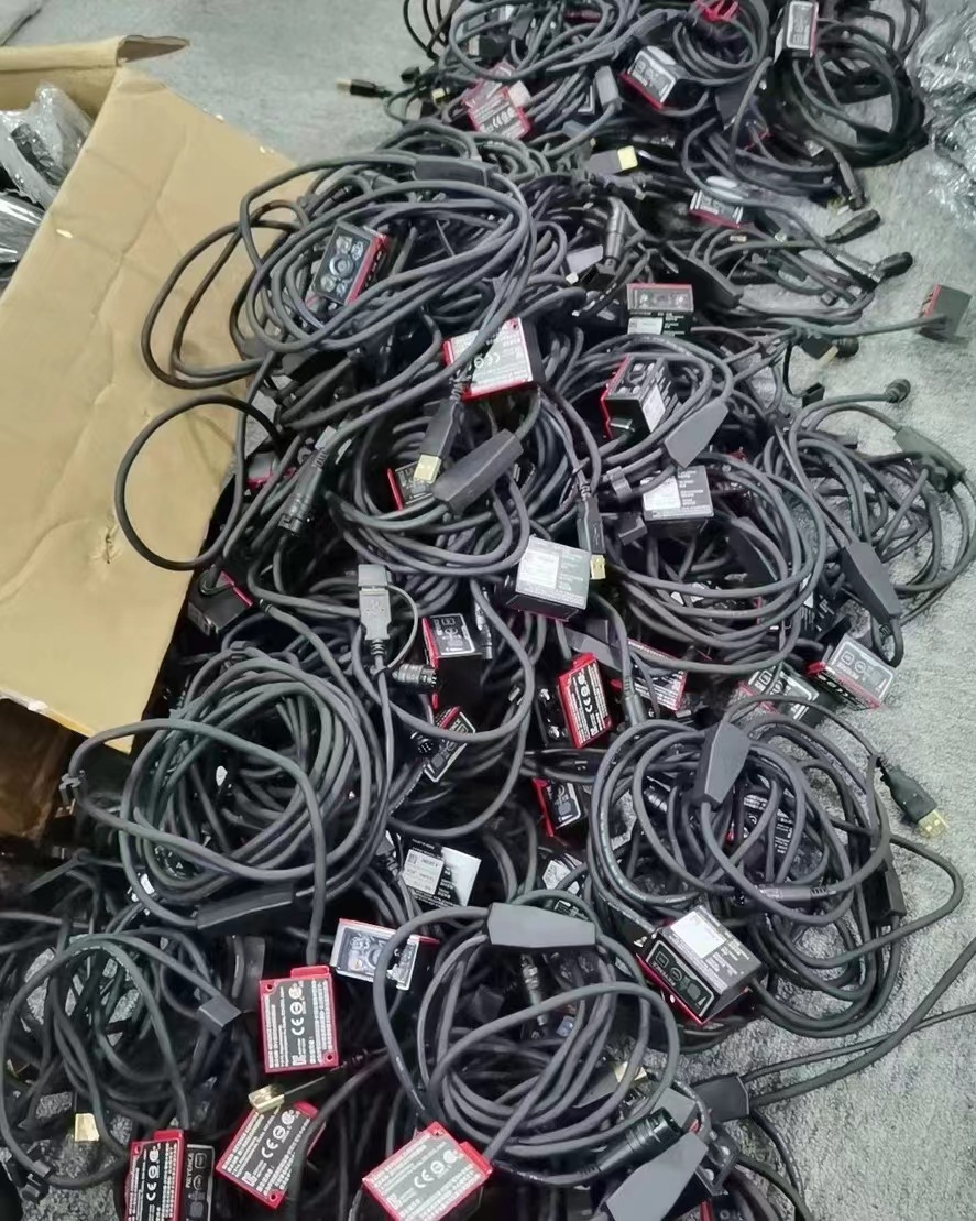 SR-710出售 日本KEYENCE基恩士超小型固定式读码器 议价