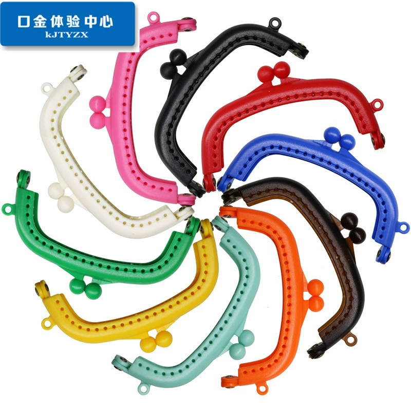 Специальная акция: одно ухо 8.5CM изогнутый пластиковый рот золотой конфеты цвет смолы рот золотой макарон цвет