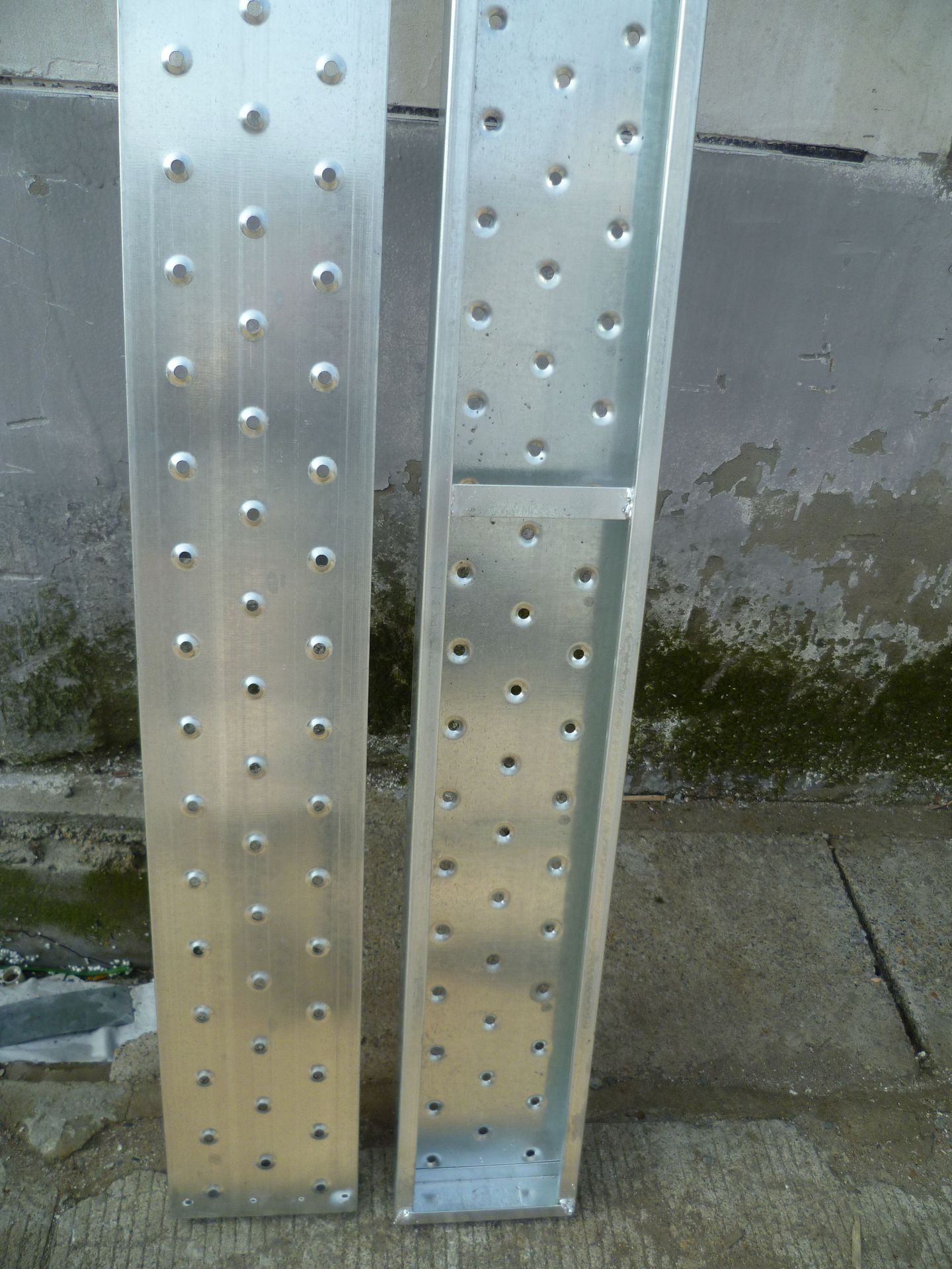 厂家直销 钢跳板 建筑工地热镀锌防滑脚踏板走道板不挂钩脚手架