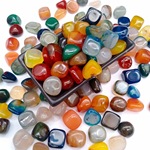 工厂批发玛瑙石石雨花石原石天然鹅卵石鱼缸石头花盆彩色石子七彩