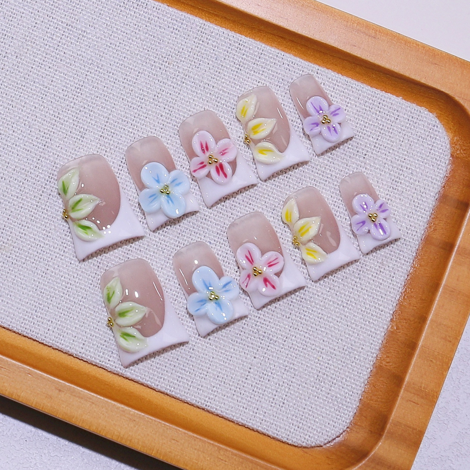 [Colección de manicuras talladas] comercio exterior transfronterizo exclusivamente para usar a mano puro parche de uñas falsas de almendras de estilo europeo y americano