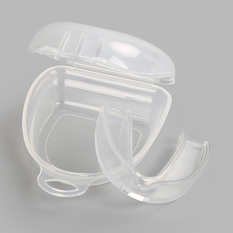 ZTTY fábrica al por mayor protector bucal de boxeo con caja taekwondo Sanda protector bucal deportivo suministros