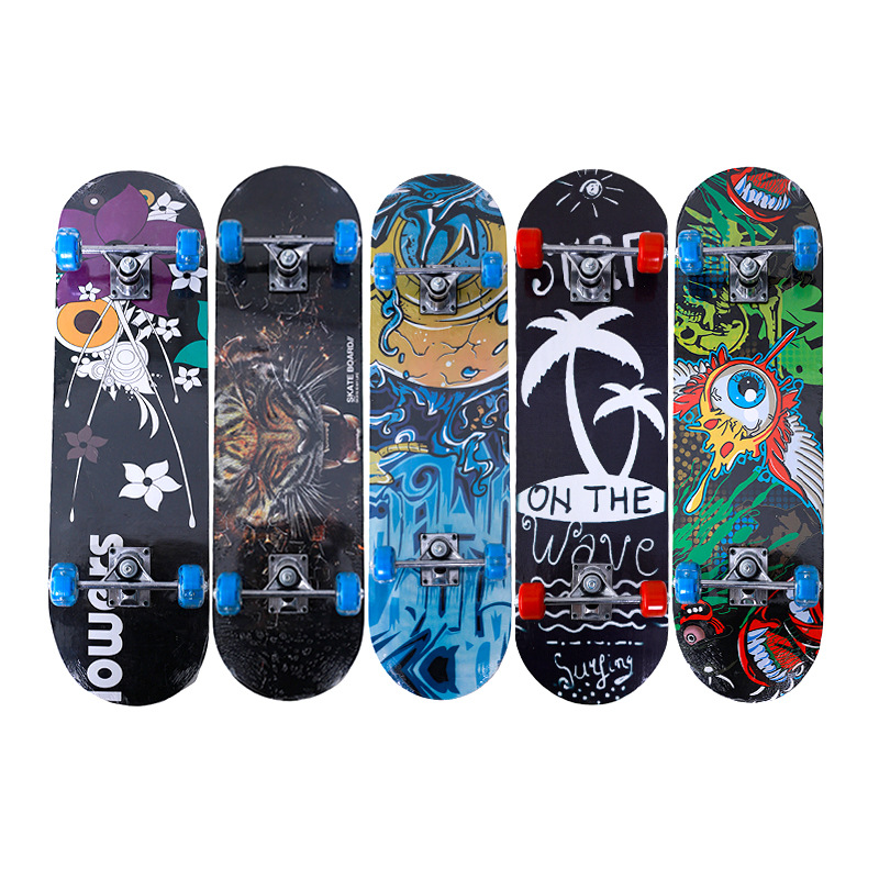 Hot-Selling Popular Model 2808 Maple Skateboard for Children and Teenagers, Double Kick 72cm Four-Wheel Skateboard Wholesale