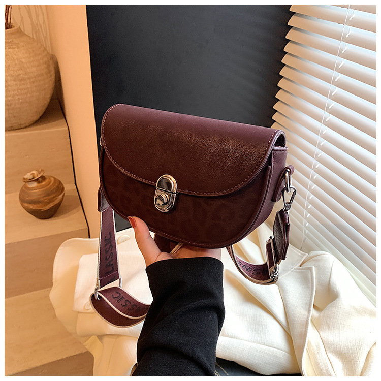 Niche Premium Feeling Crossbody Leopard Satteltasche Damen Neue Retro Mode Schultertasche_voghion.com