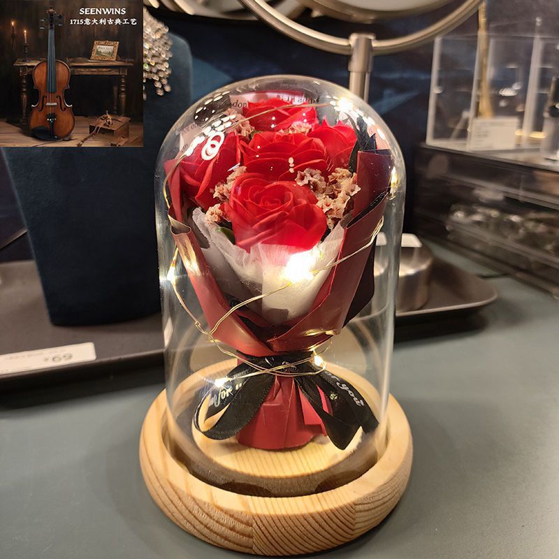 [인기 판매 추천] 용지항 - 빨간 장미 5송이 - 선물 가방 + 축하 카드 + 배터리 [완제품 배송]