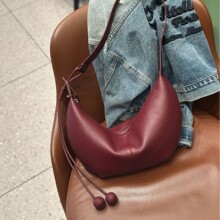 日韩时尚跨境头层牛皮包女单肩百搭休闲特色同款潮流爆款通勤真皮