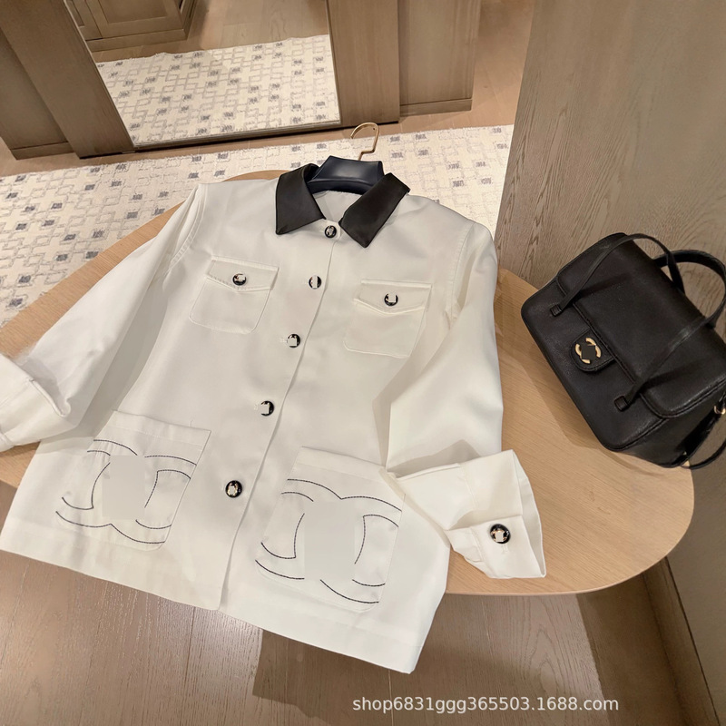 Small Chanel-style black and white color-blocked short jacket, women's new spring/autumn casual workwear-inspired shirt jacket, versatile top Small Chanel-style black and white color-blocked short jacket, women's new spring/autumn casual workwear-inspired shirt jacket, versatile top