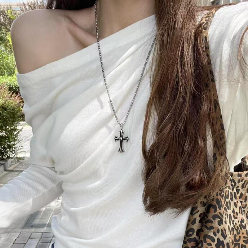 Silver Cross Design Necklace 2025 Spring and Summer European and American New Long Ins Sweater Classy Sweatshirt Chain Accessories