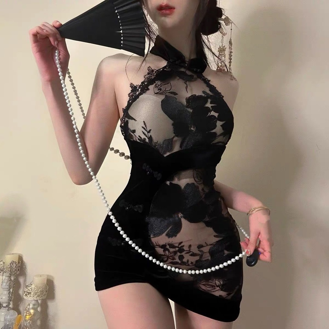 Rose Embroidered Velvet Cheongsam Mini Dress with See-through Backless Design — detail image 6