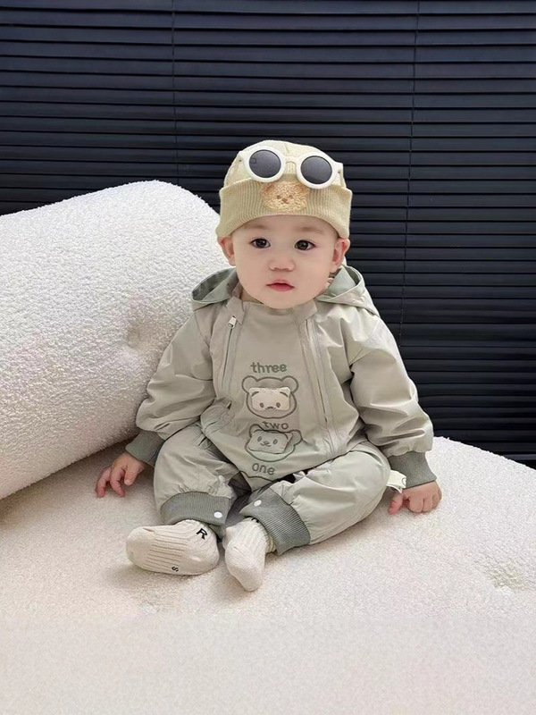 婴儿衣服秋季冲锋衣长袖连体衣男女宝宝外出服洋气外套爬服哈衣|undefined