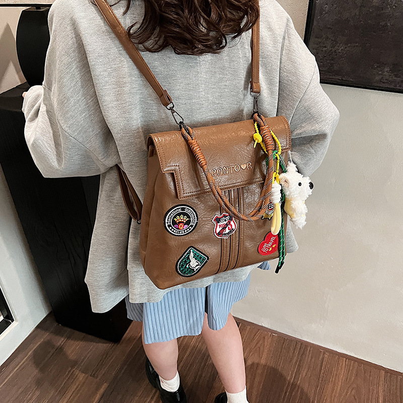 Mochila de mujer de gran capacidad para viajeros casuales 2024 nueva mochila de otoño e invierno universitaria