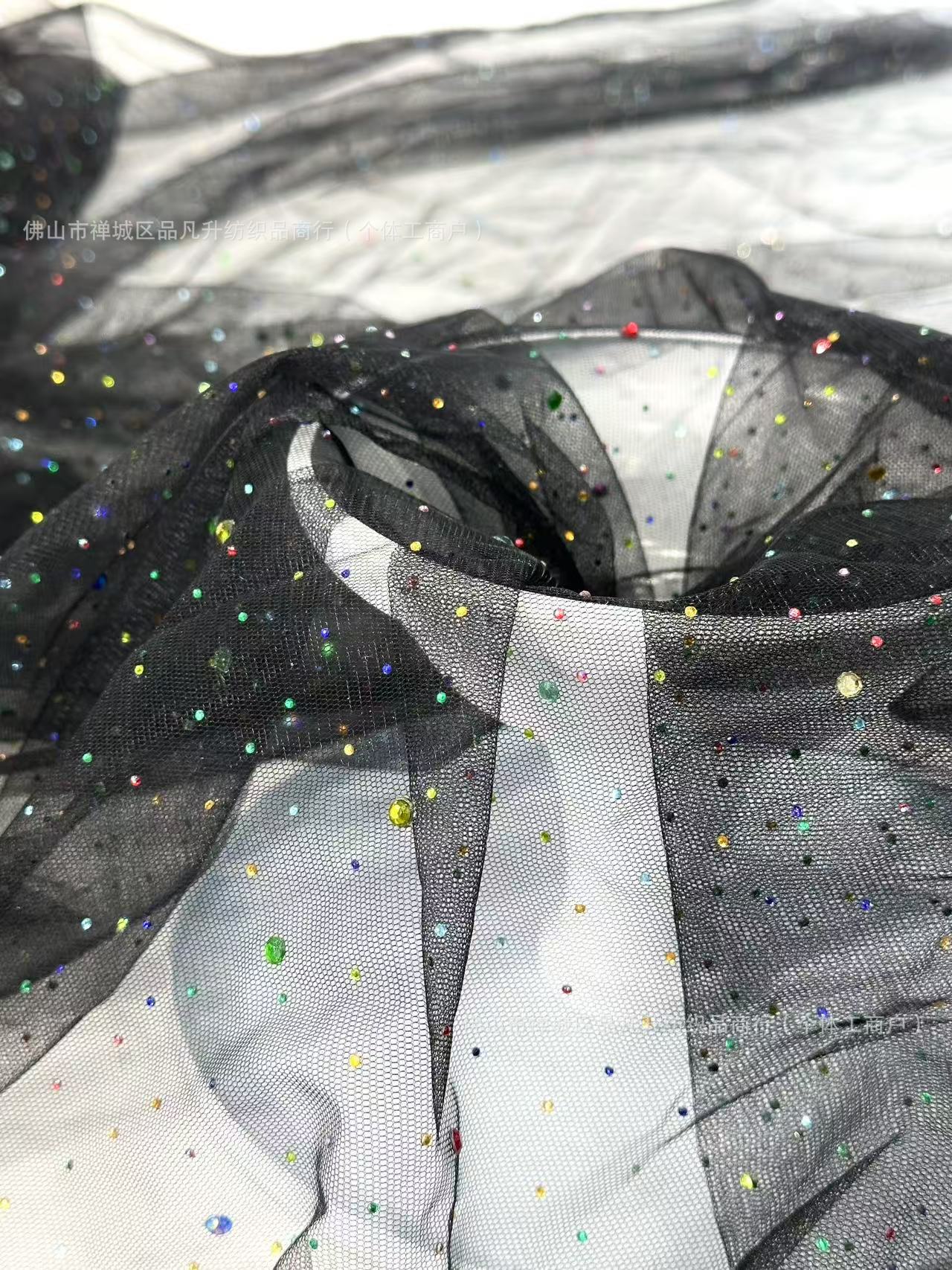 Fábrica al por mayor diamante colorido estrella caliente malla de perforación gaza de moda alta ropa infantil vestido vestido vestido tela