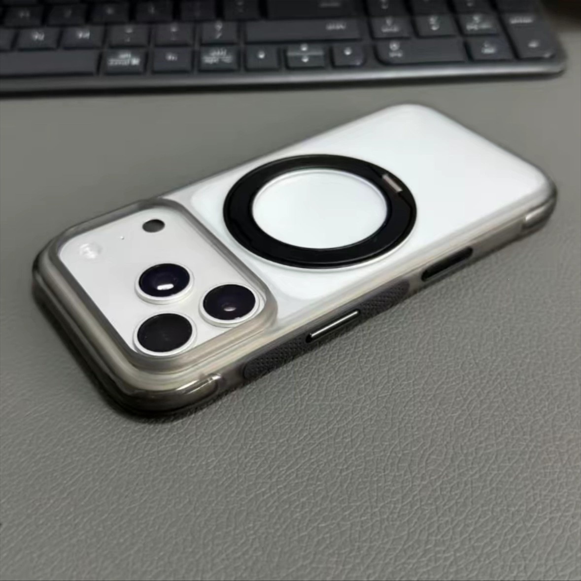 适用iPhone17ProMax手机壳肤感磨砂旋转支架磁吸苹果16防摔保护套