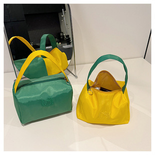 �߼��|�а���Ůʽ2025�괺�İٴ�ˮͰ����y�¿��ǹ�ɫ���y��