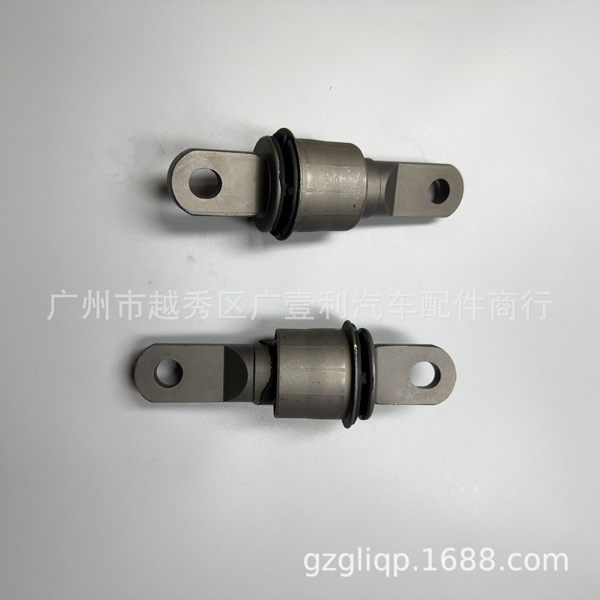 Applicable 51392-T6A-A01 Odyssey RC3 RC4 RR8 Lower Swing Arm Rubber Sleeve Small