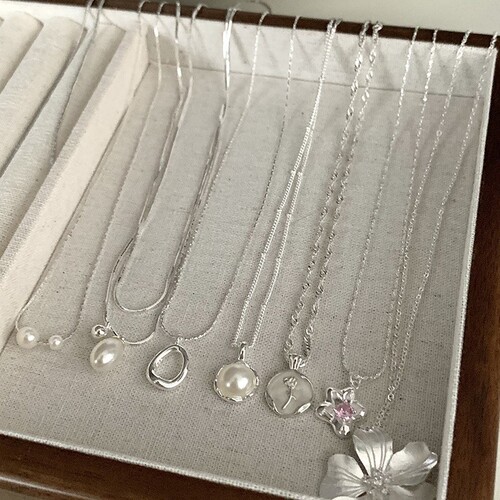 Autumn and winter all-matching, non-fading niche design, light luxury pearl series necklace, women's ins style, collarbone chain jewelry