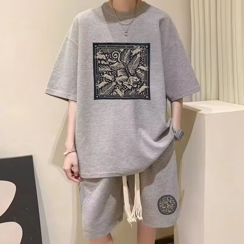 2026 Summer New Men's Casual Sports Suit Short-Sleeve T-Shirt Trendy Five-Point Shorts Loose Hong Kong Style Two-Piece Set