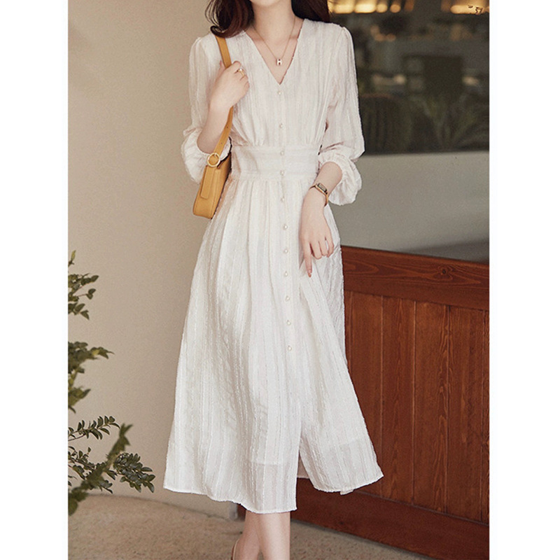 Ready Stock Factory Direct Batch White Lace Dress Women's New V Neck Waist Slimming Look Small Elegant Mid-Length Skirt