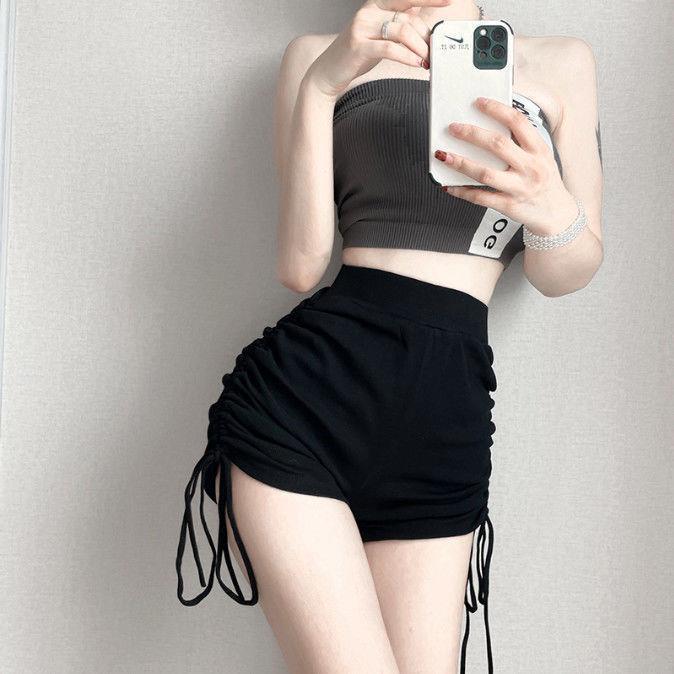 검은색
