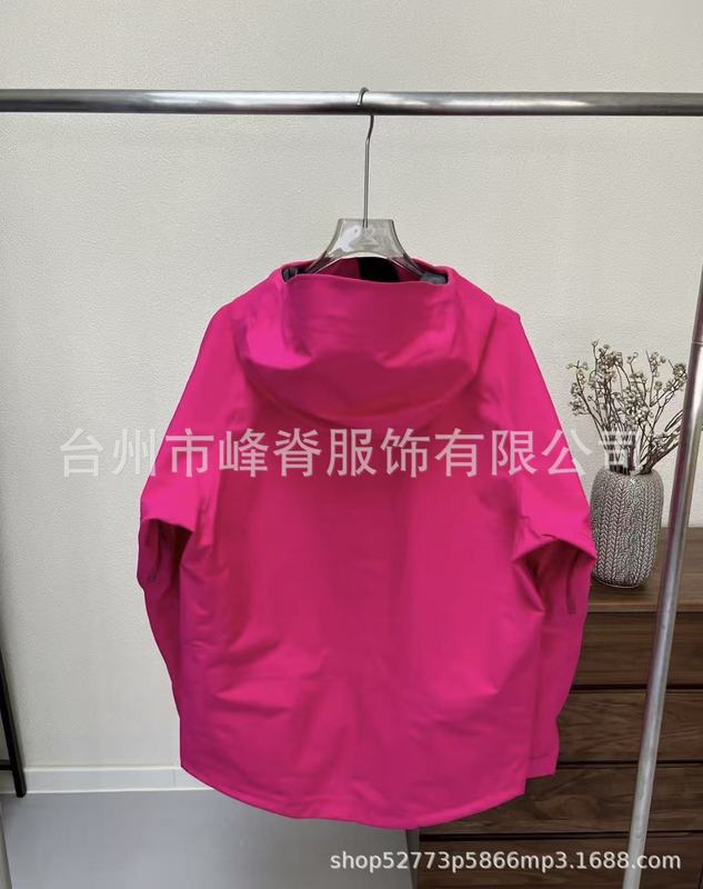 凯家同款MONT系列运动户外硬壳连帽防水透气登山冲锋衣外套男女款|undefined