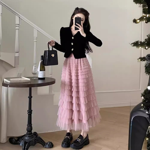 2024 spring and summer cake splicing pink high-waisted half-length solid color cake skirt loose long skirt temperament commuting skirt