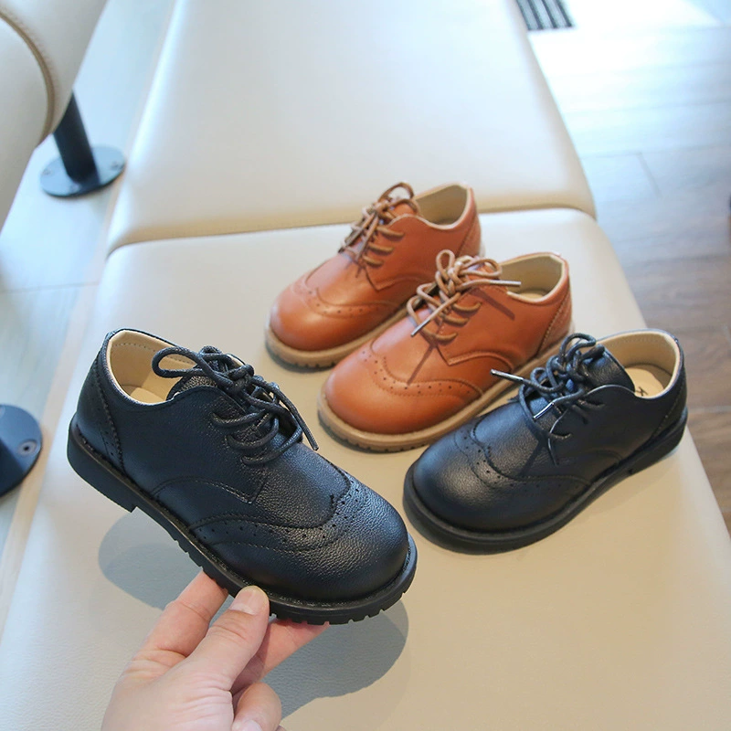 Детская кожаная обувь в британском стиле, однослойная обувь для мальчиков в стиле ретро, детская обувь-броги с мягким низом, новинка весны 2024 года