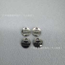 新款DIY合金手缝圆形吊坠 电镀金穿孔小圆片吊坠项链手链饰品配件
