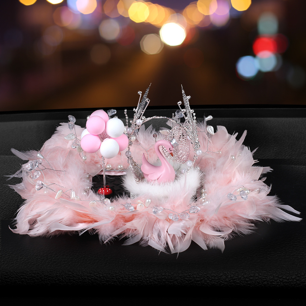 Nuevos artículos de automóvil de alta calidad decoración creativa cisne encantadora diosa pluma coche de globo decoración mujer