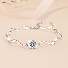 跨境畅销s925纯银手链雪花简约女手环时尚D色1克拉莫桑石饰品批发