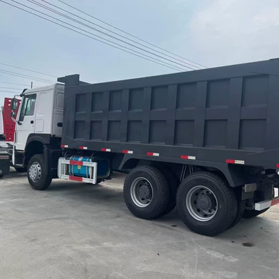 Yük maşınları dump truck for transporting