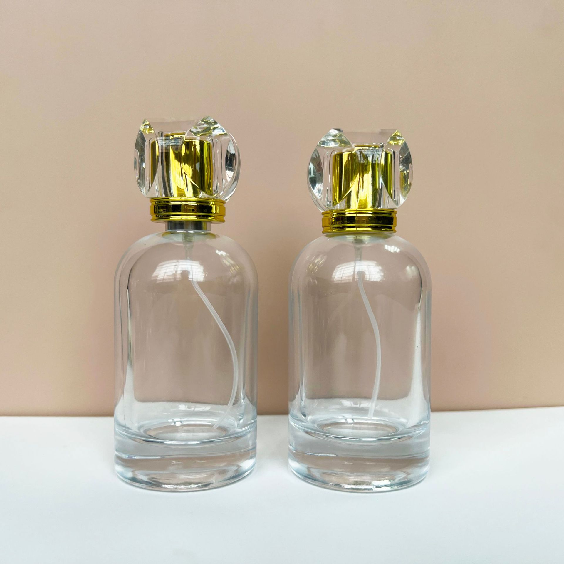 现货B241-100m简约圆瓶透明玻璃香水瓶化妆品分装瓶/按压喷雾空瓶