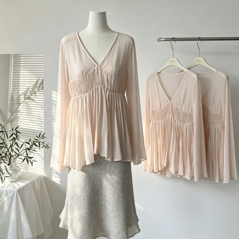 Qianyu Early Autumn New V-neck Pleated Gentle Chiffon Blouse for Women, Summer Ruched Bell Sleeve Long Sleeve Top Qianyu Early Autumn New V-neck Pleated Gentle Chiffon Blouse for Women, Summer Ruched Bell Sleeve Long Sleeve Top