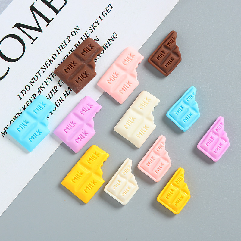 MLIKはチョコレート樹脂の部品をシミュレーションして食べて遊んでいます。|undefined