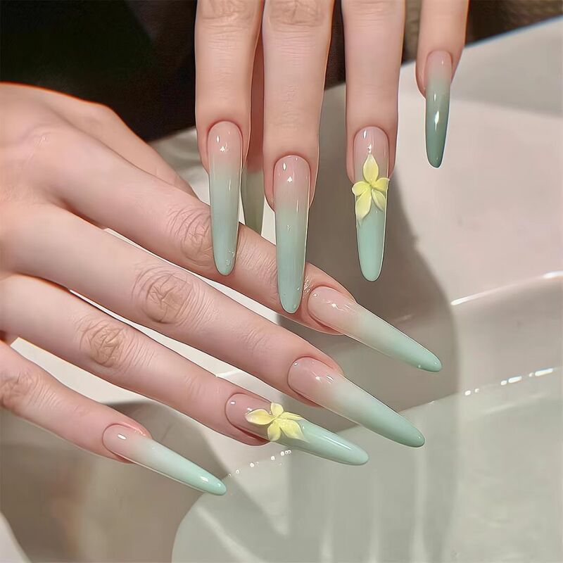 【Plumeria】Purely Handmade (10 Pieces) Designed Wearable Nails for Spring and Summer, Mint Green Gradient Carved Nail Art That Enhances Complexion