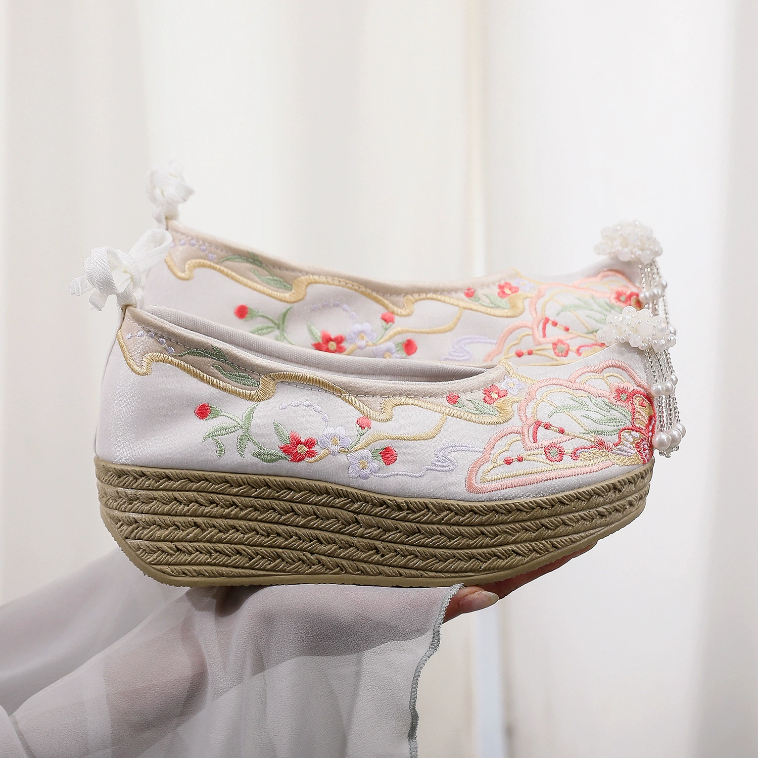 Butterfly 2024 Летняя новая обувь Hanfu