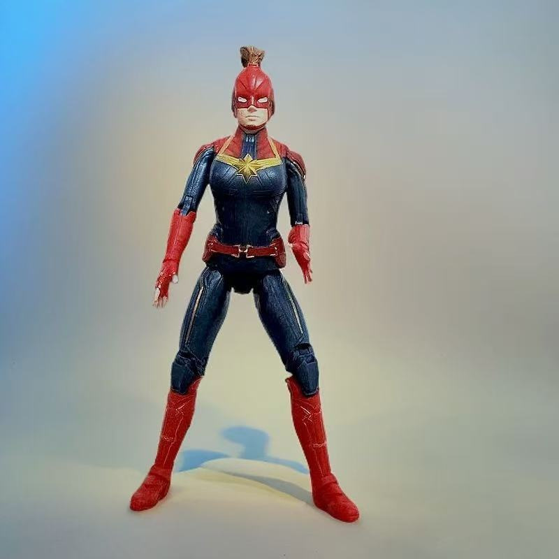 アベンジャーズフィギュアキャプテンアメリカスパイダーマンアイアンマンレッドジャイアントライトレス人形モデル装飾品卸売|undefined