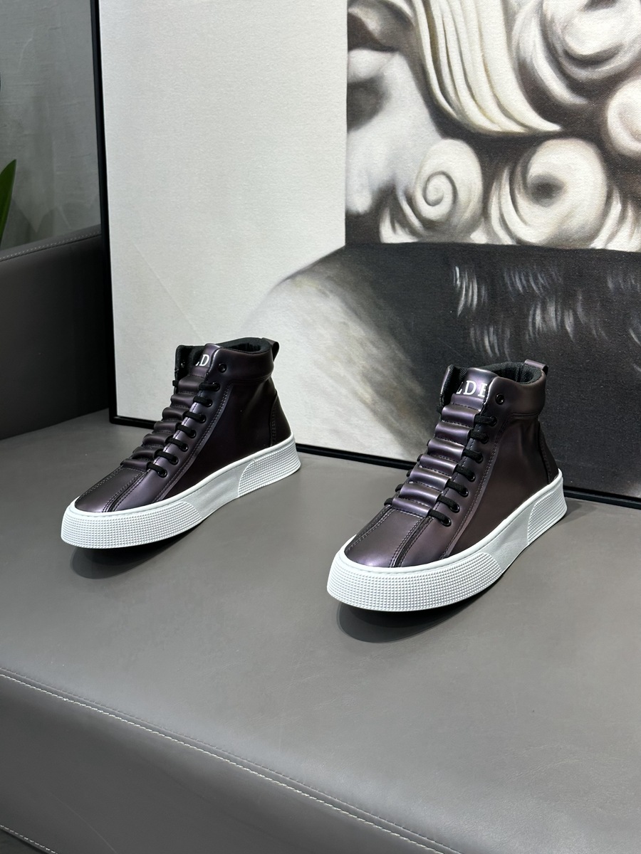 Men's High Top Sneakers Versatile Soft Sole Casual White Shoes_voghion.com