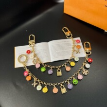 2026跨境时尚女包饰链驴牌新款多巴胺精致包包挂饰彩色糖果链条