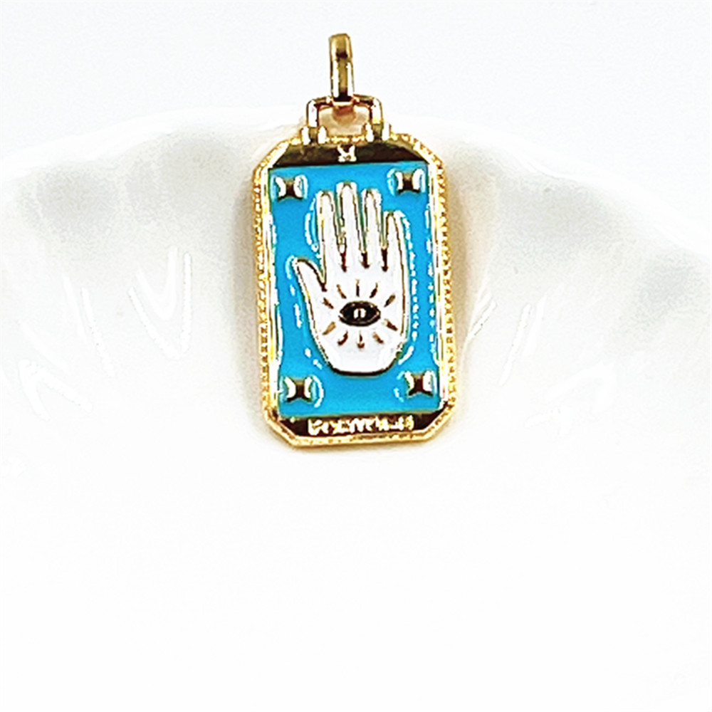 Europea y americana moda goteo tarot colgante Palm Devil's Eye medusas hip hop punk original cobre color-preservación galvanoplastia