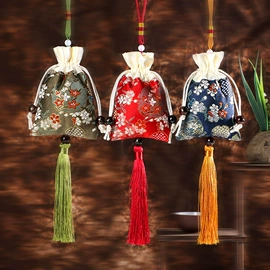 香包/香囊;布艺绣品;布艺工艺品