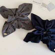 韩国发饰2025新款灰色藏青色雾面爱心植绒印花方巾大肠圈发圈头饰