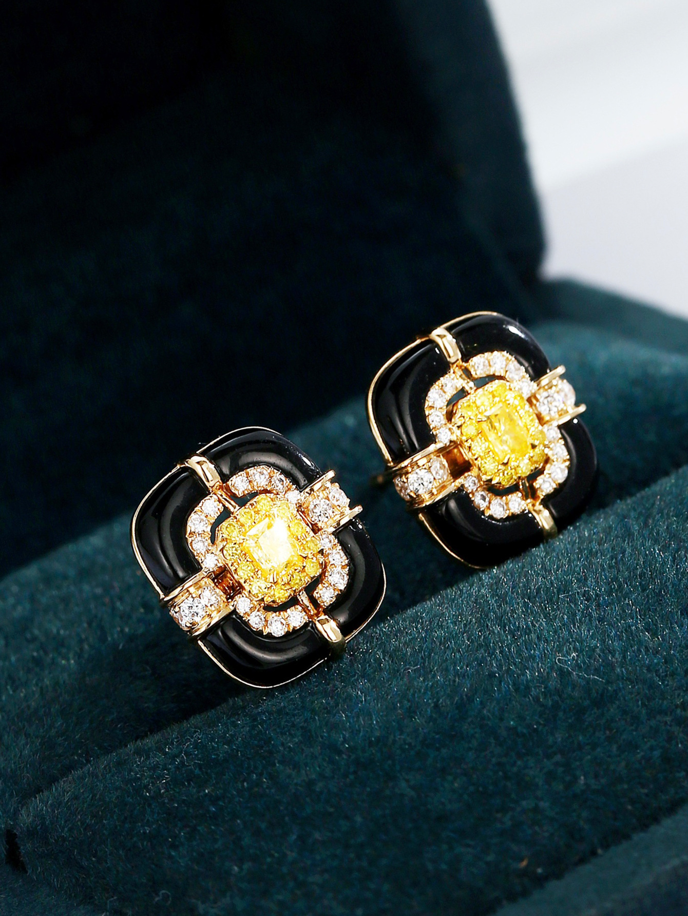 Square Stud Earrings Titanium Steel Hip Hop Style For Unisex_voghion.com