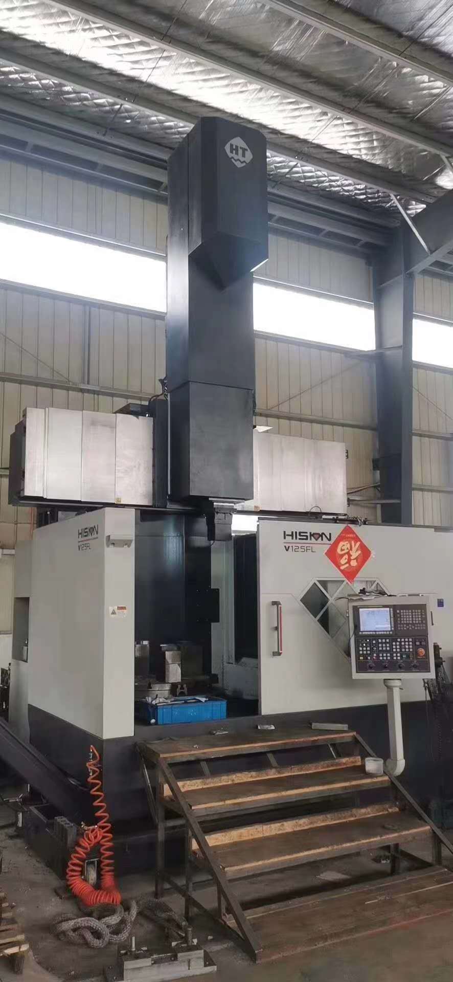 出售海天V125FL立式车铣复合中心二手立式车铣复合二手车铣