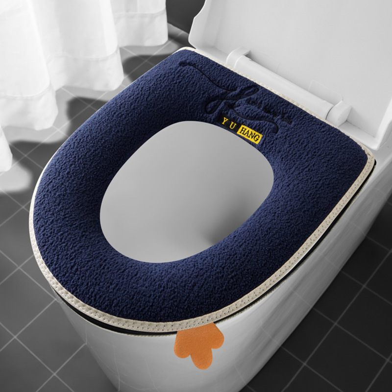 家庭用アニメ防水トイレの座布団を厚くして保温します。|undefined
