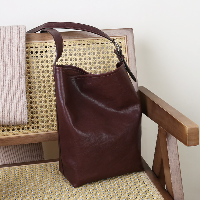 Premium Genuine Leather Tote Bucket Bag, Vegetable-Tanned Cowhide Vintage Shoulder Underarm Bag, Large Capacity Commuter Set Bag For Women - Thumbnail 3