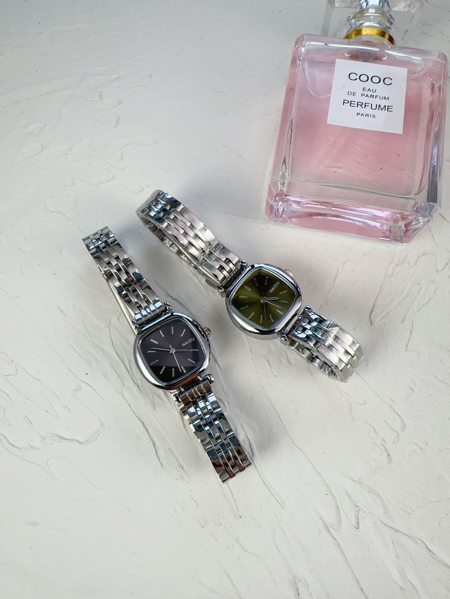Pointer Display Type Concealed Buckle Buckle Style Casual Geometric Concealed Buckle Quartz Women's Watches