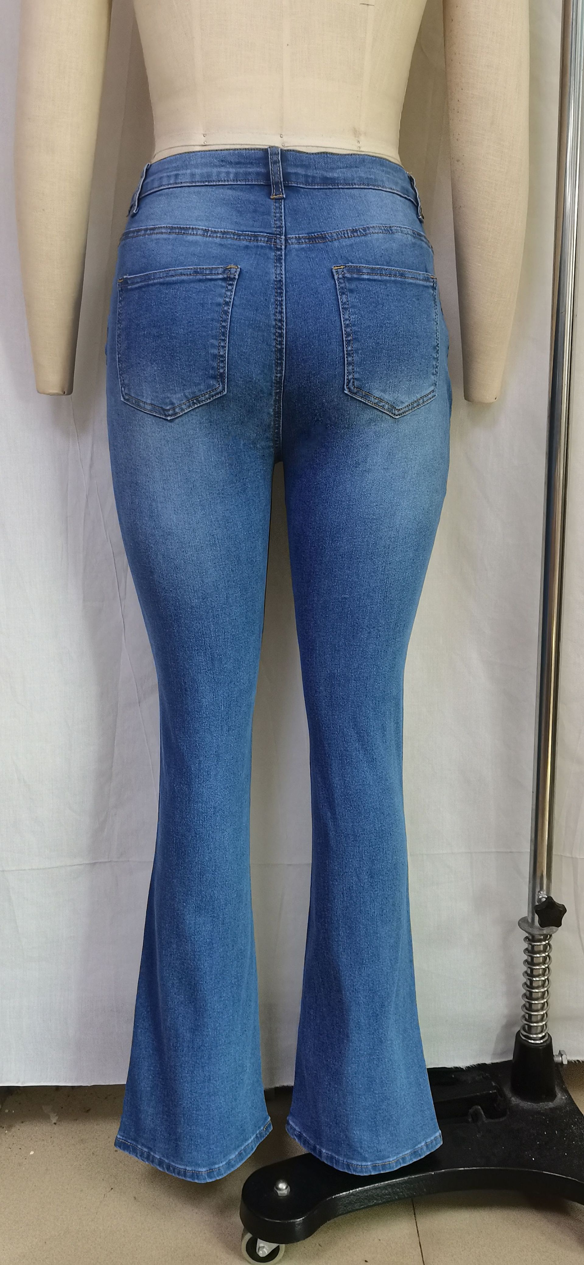 O1CN01TVbgn41IKnLMZ5XOo !!2207710440875 0 cib